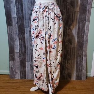 Briggs New York Patterned Pants